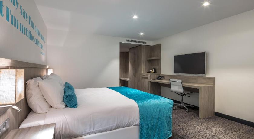 Special Offer - Comfort Double Room with Spa Bath, Van der Valk Hotel Vianen - Utrecht in Vianen