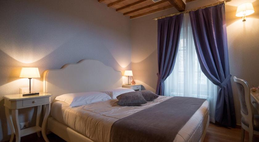 Le Camere Del Ceccottino — Hotel in Pitigliano
