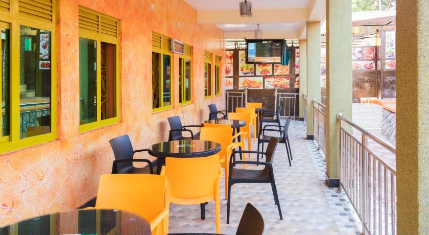 Sibyangu Standard Hotel - image 7