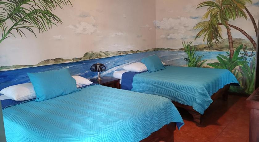 Image of Comfort Room 3