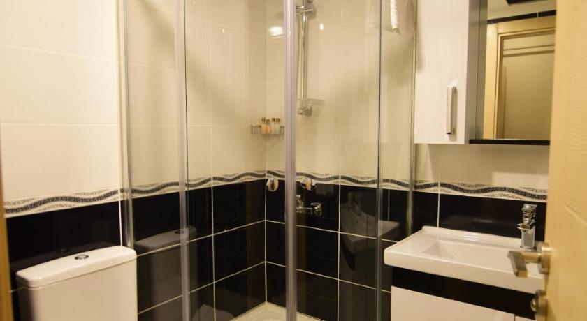 ÖZDEMİR HOTEL - image 14