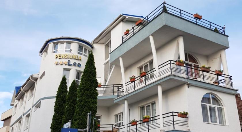 Pensiunea Leo — Hotel in Brasov