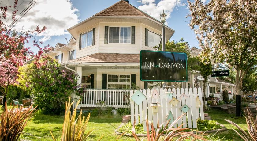 Inn on Canyon — Hotel in Radium Hot Springs (BC)