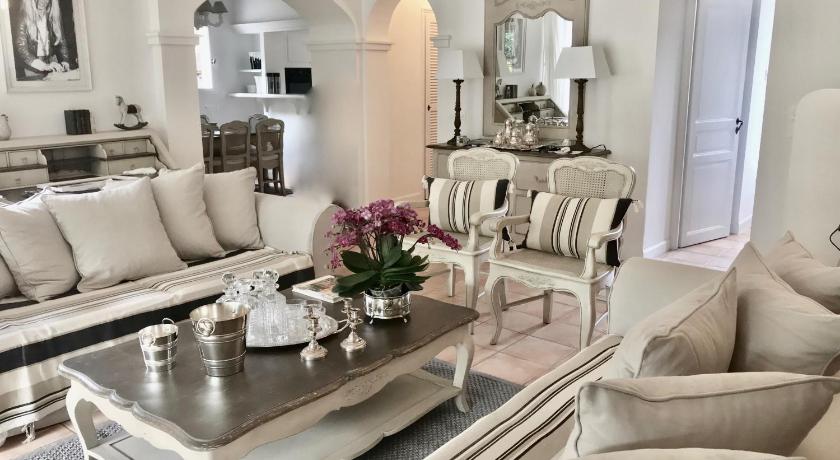 LE MAS DE GRIMAUD — Hotel in Grimaud