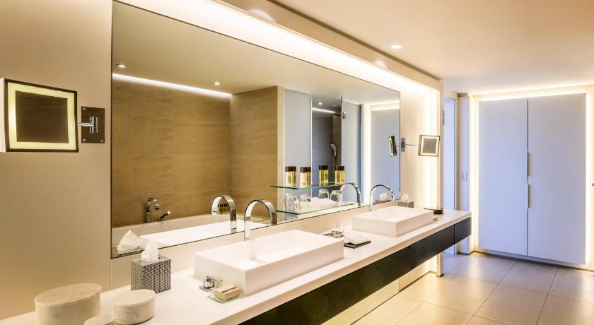 รูปของซูพีเรีย เตียงใหญ่ (Superior Double Room) 17
