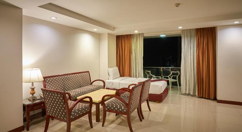Image of 2 Bedrooms Family Suite 4