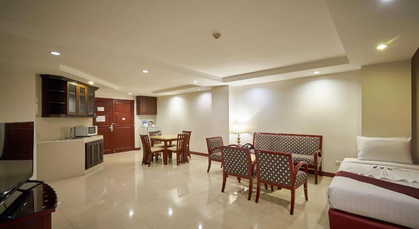 Image of 2 Bedrooms Family Suite 6