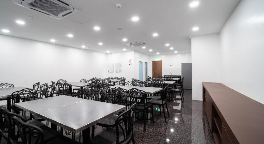 Crystal Garden Hotel (Tasik Selatan) – Kuala Lumpur, IA