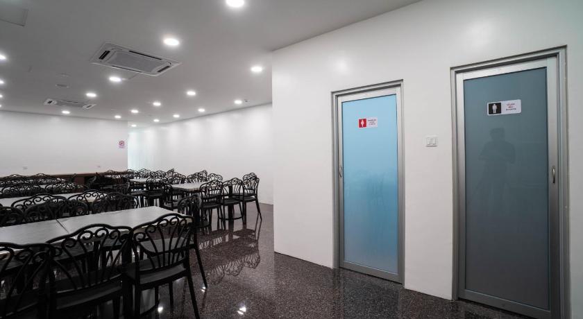 Crystal Garden Hotel (Tasik Selatan) – Kuala Lumpur, IA