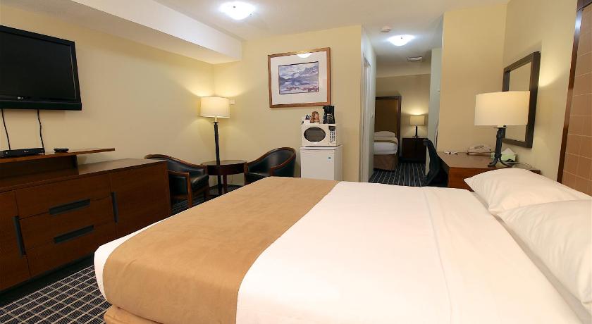 Medicine Hat Inn & Suites