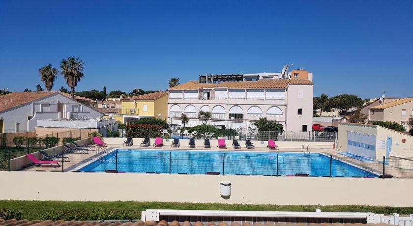 Image of Studio with Terrace 3