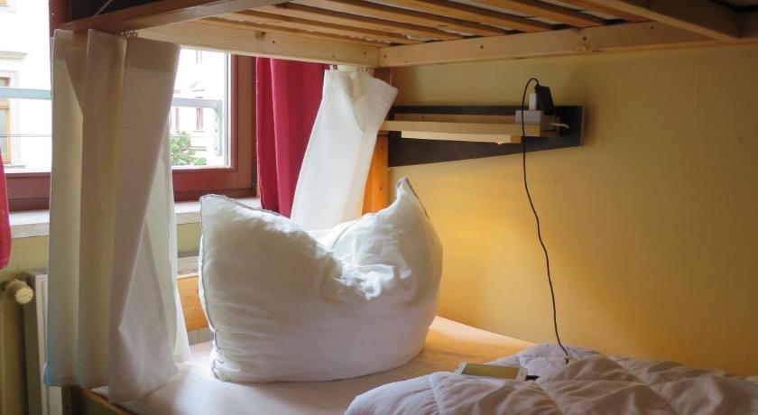 Image of Bed in 8-Bed Dormitory Room 11