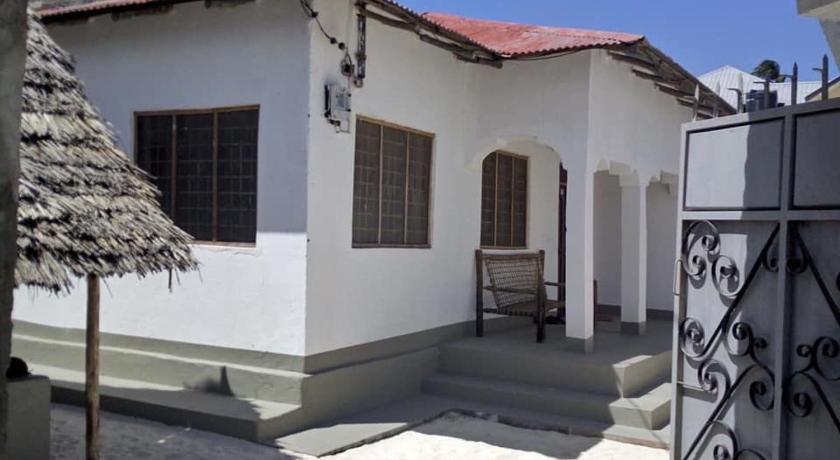 Hakuna Matata Guest House — Hotel in Zanzibar