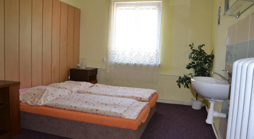 Image of Double or Twin Room with Shared Bathroom 9