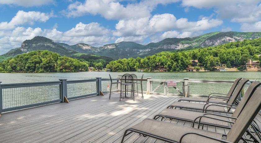 The Enchanted Cottage — Hotel in Lake Lure (NC)