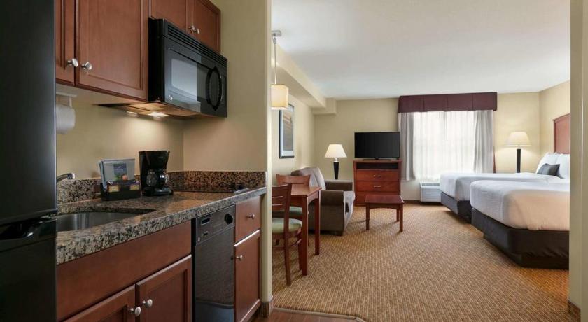 Days Inn & Suites by Wyndham Sherwood Park Edmonton