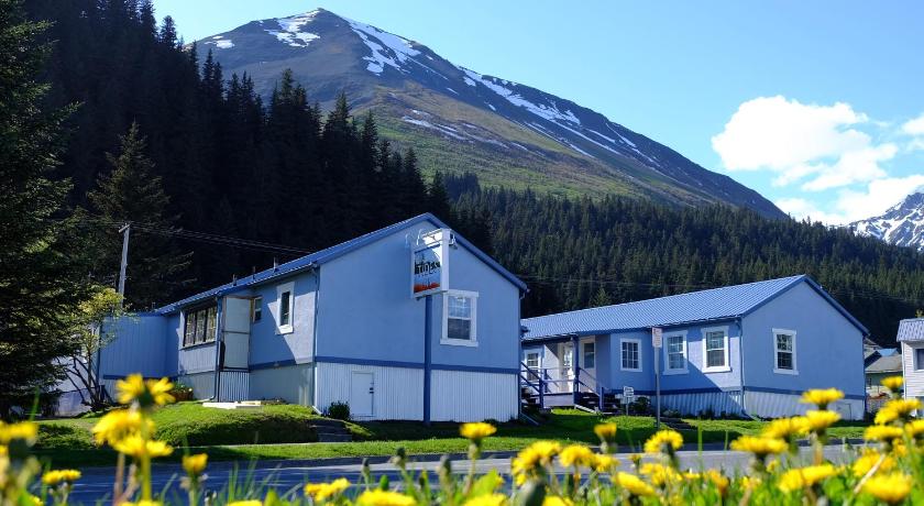 The Tides Inn photo