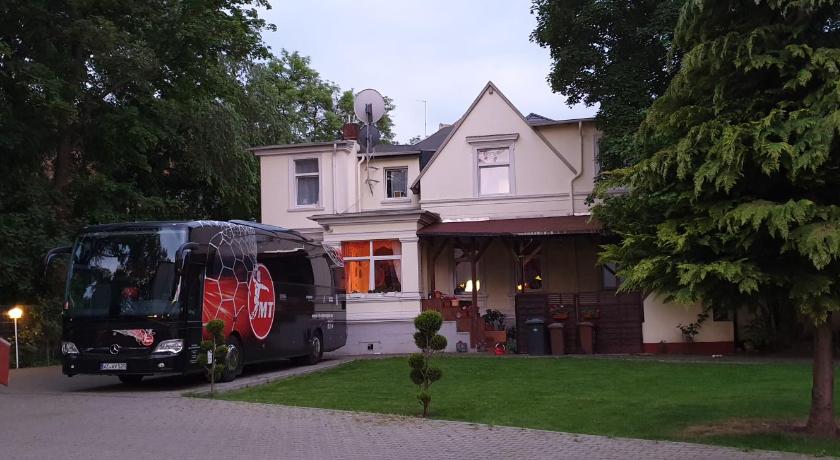 Hotel Medaillon photo