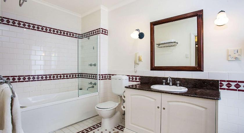 Quality Hotel Bentinck photo