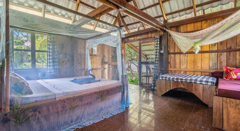Image of Villa with Garden View and Air Conditioning 5
