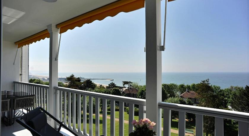Les Terrasses du parc Cordier — Hotel in Trouville-sur-Mer