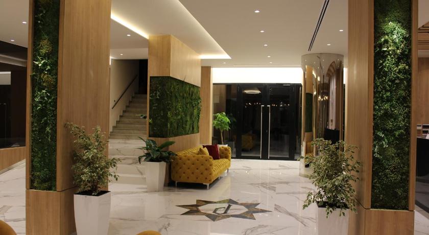 Hotel President photo