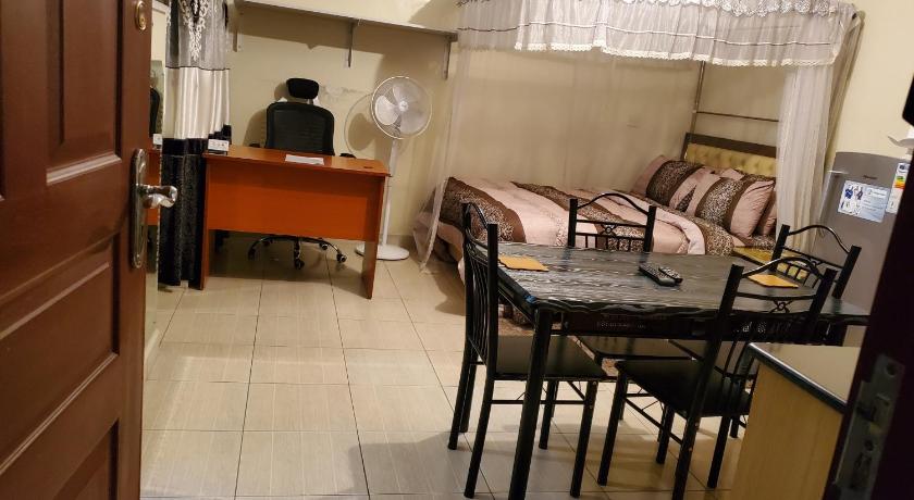 Mercy-Phillips Apartments Located at Eagle Tower Building Nairobi City Centre photo
