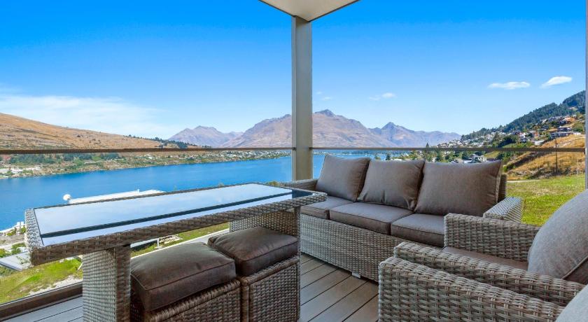 Peak View Residence — Hotel in Queenstown