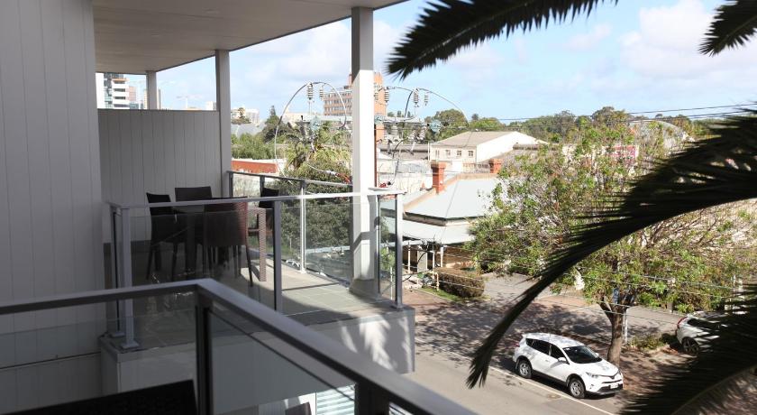 The Palms Apartments - image 5