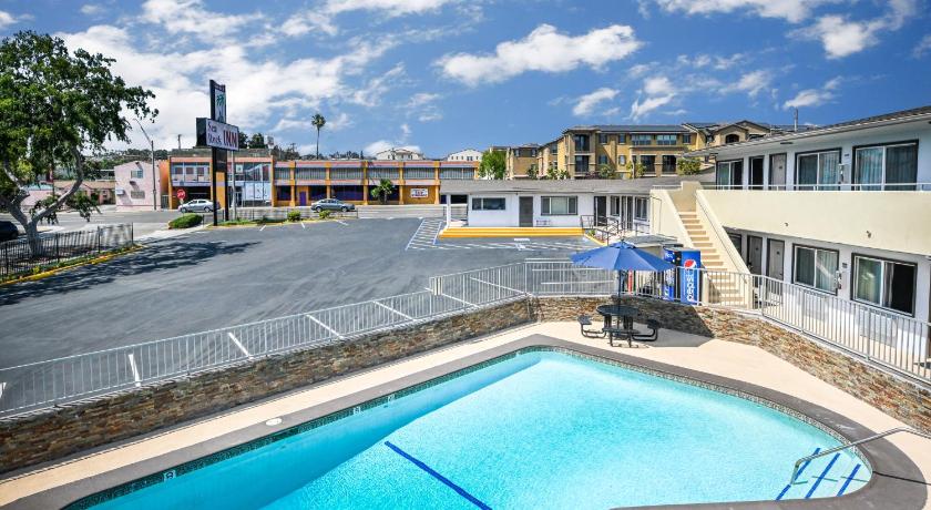 Sea Rock Inn - Long Beach photo