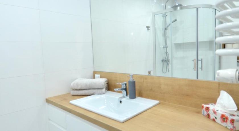 Center Rooms Ilumino photo
