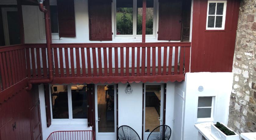 Maison Simonenia photo