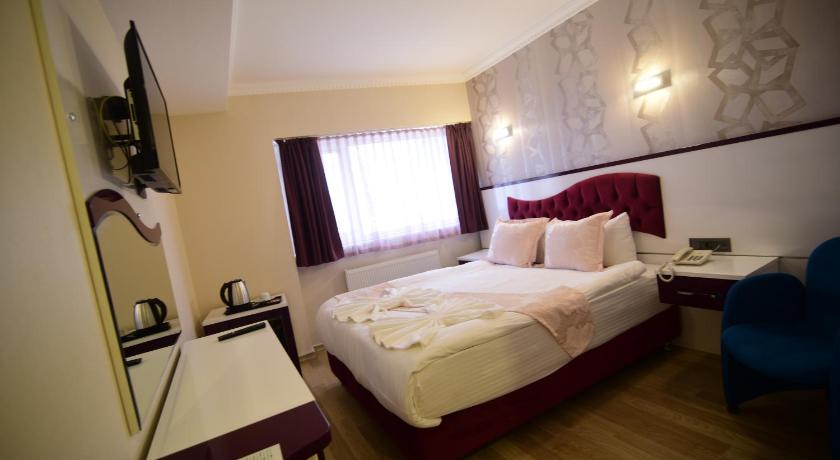 ÖZDEMİR HOTEL - image 11