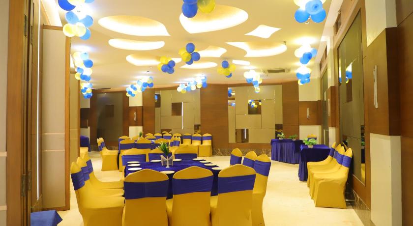 Hotel Maple Grand