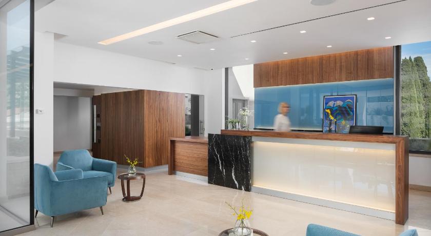 Hotel Milan photo