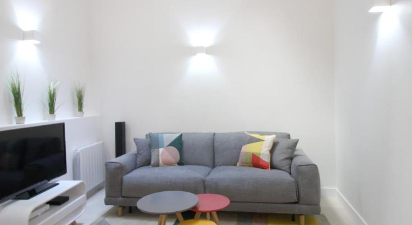 Image of DELUXE APARTMENT 6