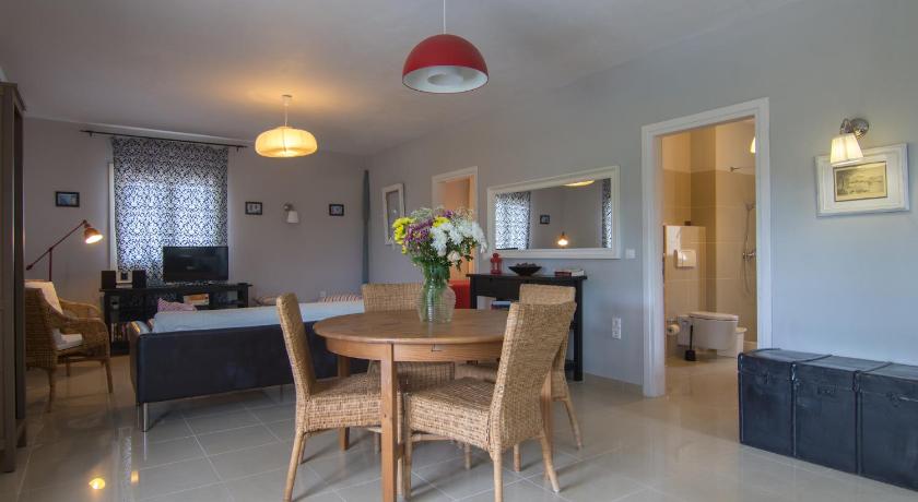 Villa Elaia Suites & Apartments No.2