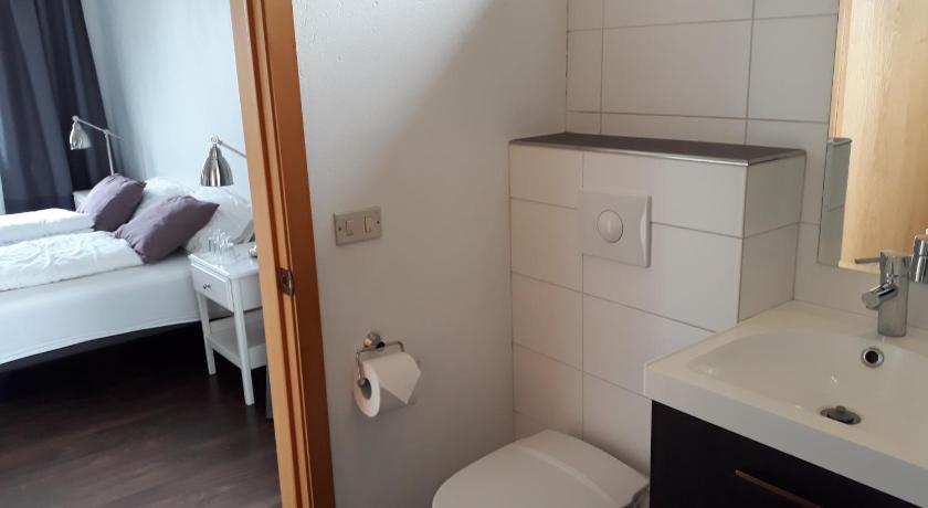 Image of Triple Room with Private Bathroom 3