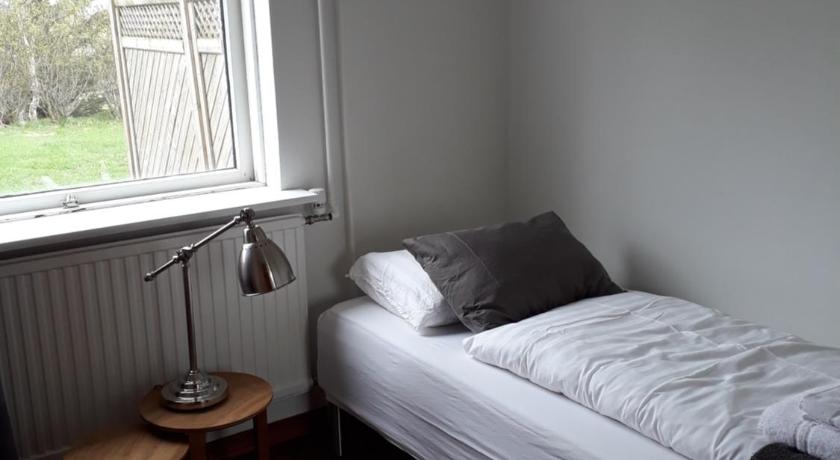 Image of Standard Single Room 1