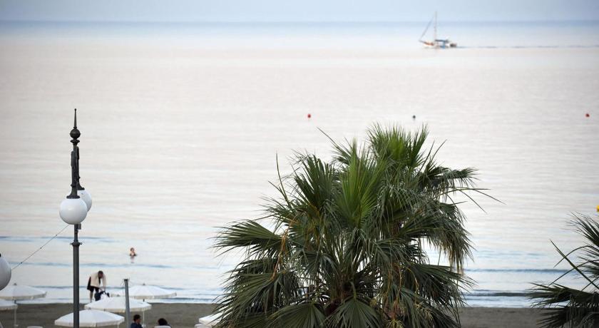Hai Hotel photo