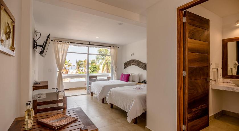 Image of Twin Room with Balcony 0
