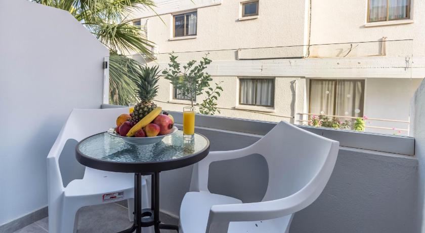 Paul Marie Hotel Apartments photo