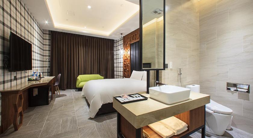 商務雙人房－附Spa浴缸－附額外停車位－禁止攜帶寵物 (Business Double Room with Spa Bath - Additional Parking Space Accessible, No Pets Allowed)圖片 0