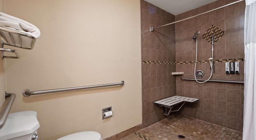 Best Western Apricot Inn photo