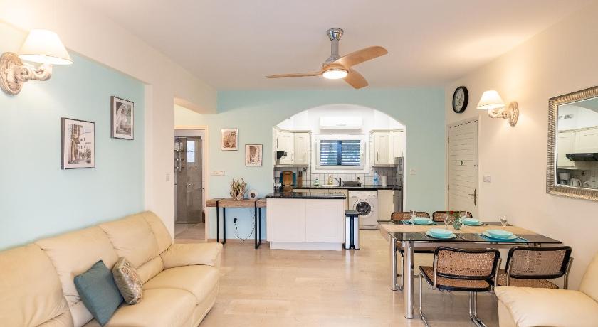 Dalia Seaside 2 Bedroom Apartment with Pool & Garden photo