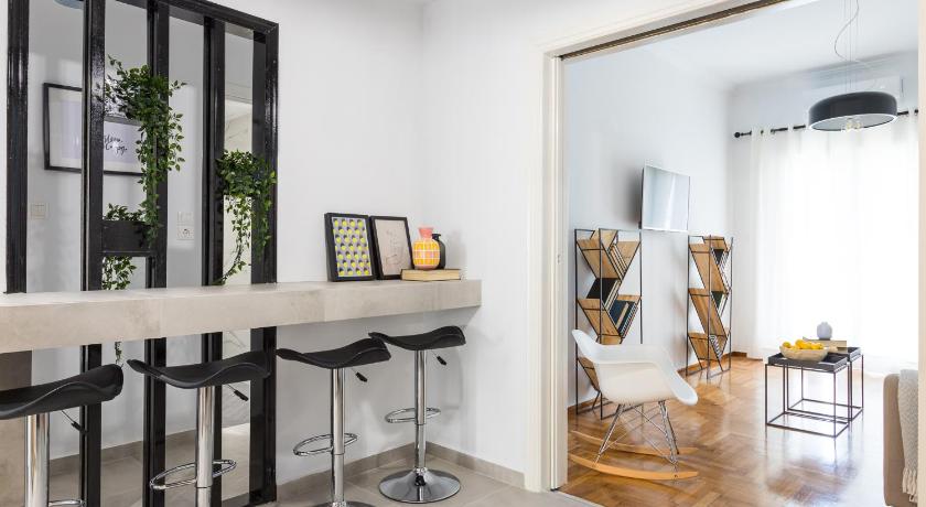 Urban Athens Apartment photo