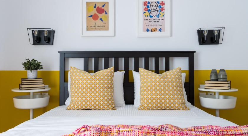 Urban Athens Apartment — Hotel in Athens