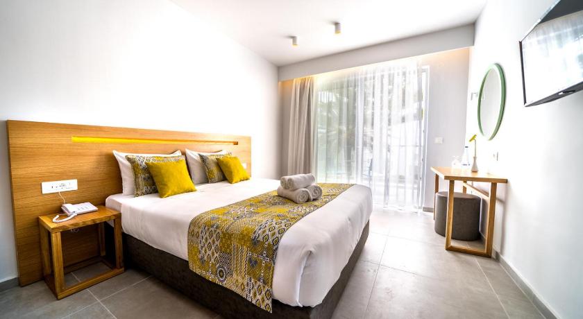 Adele Beach Hotel