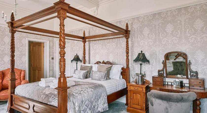 The Queens Hotel Lytham photo