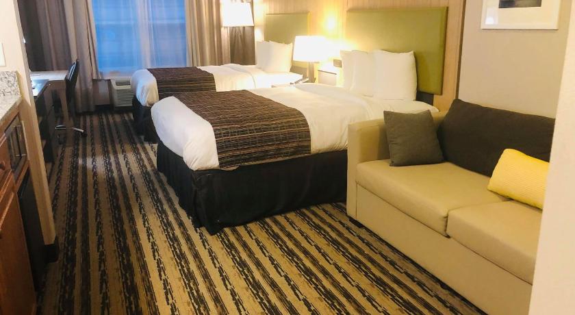 Country Inn & Suites by Radisson, Nashville Airport East, TN